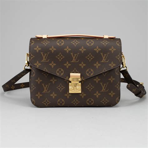 louis vuitton pochette métis monogram canvas